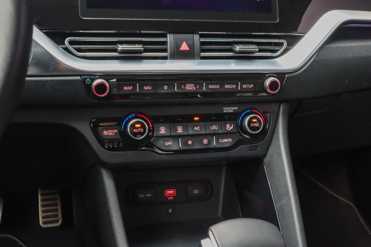 Vehicle Image 33
