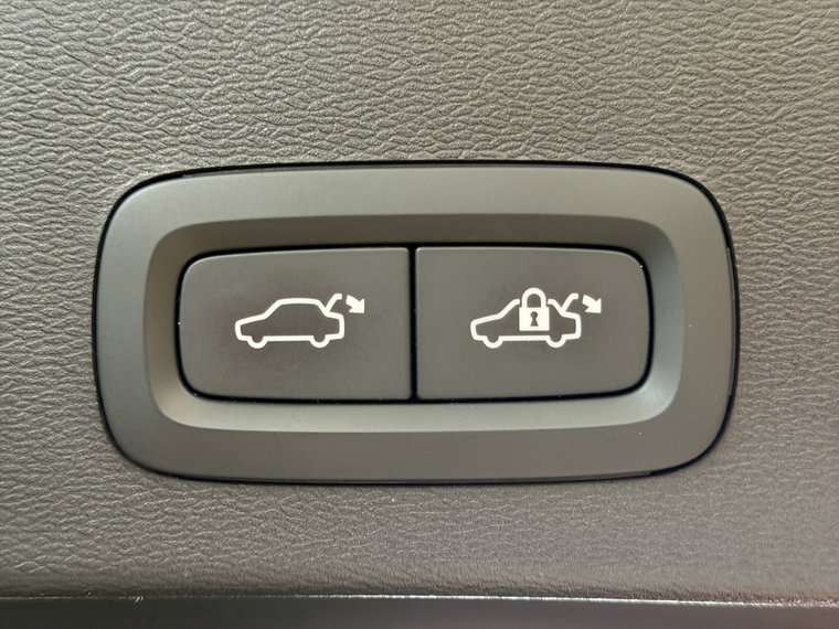 Vehicle Image 39