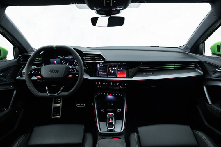 Vehicle Image 30