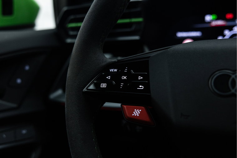 Vehicle Image 39
