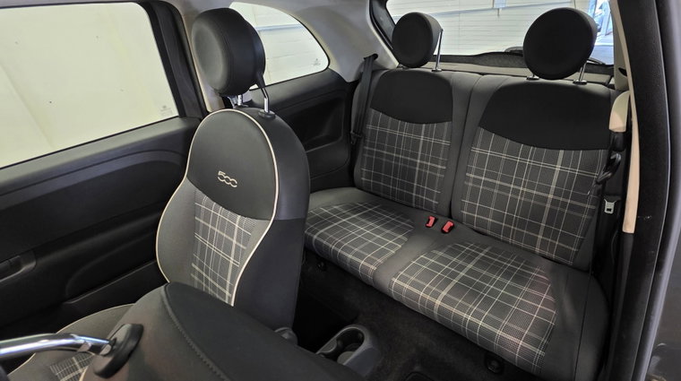 Vehicle Image 12