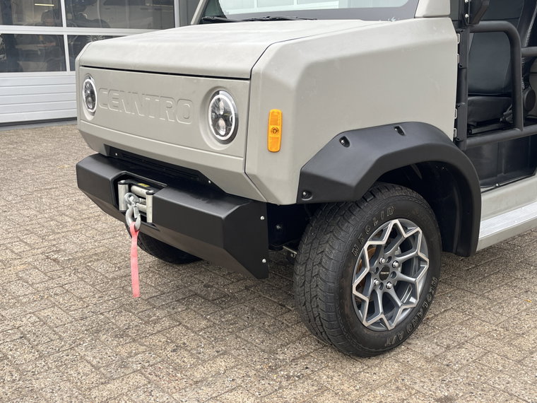 Vehicle Image 22