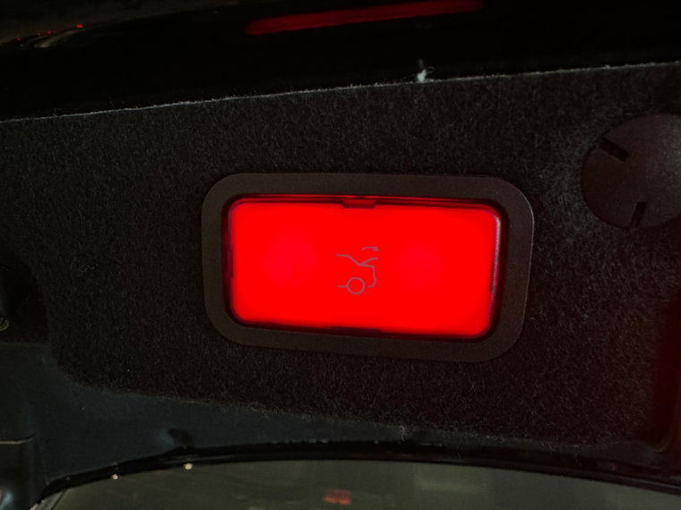 Vehicle Image 28