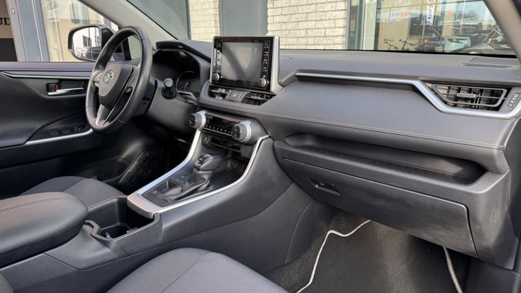 Vehicle Image 14