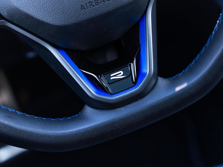 Vehicle Image 38