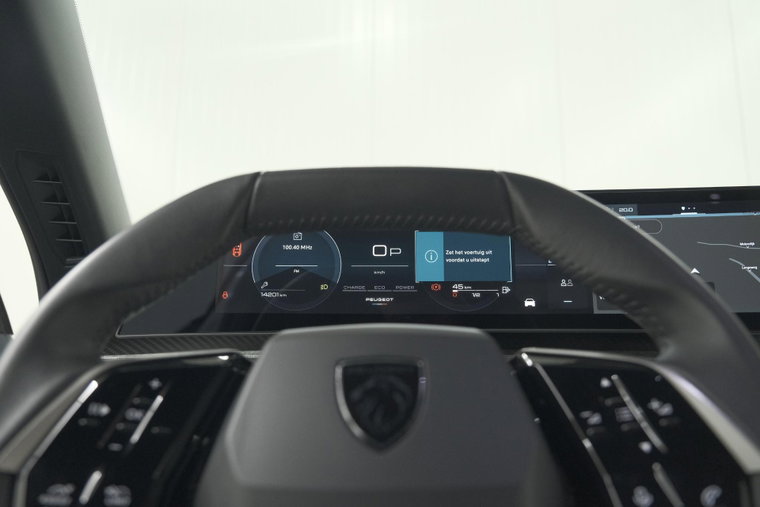 Vehicle Image 38