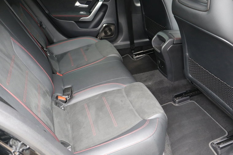 Vehicle Image 35