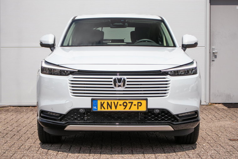 Vehicle Image 12