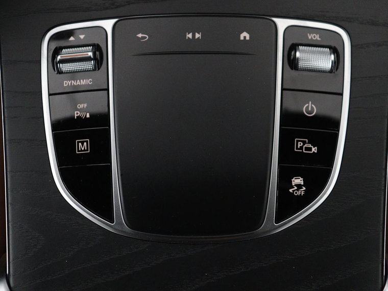 Vehicle Image 38