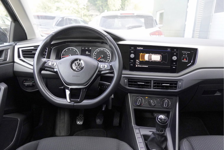 Vehicle Image 19