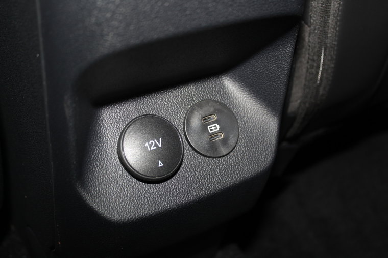 Vehicle Image 33
