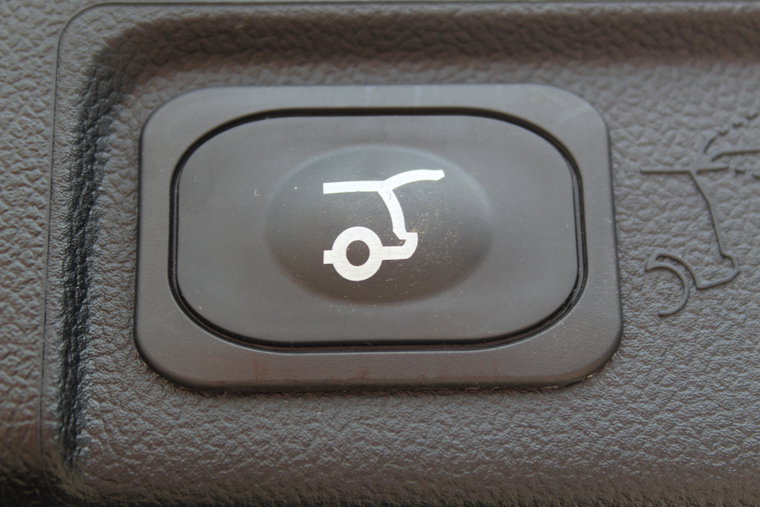 Vehicle Image 40