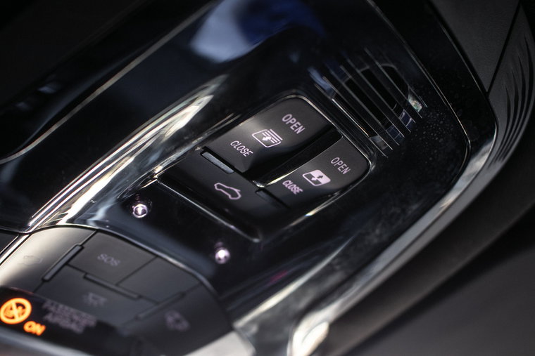 Vehicle Image 35