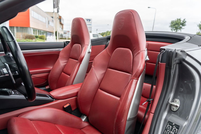 Vehicle Image 30