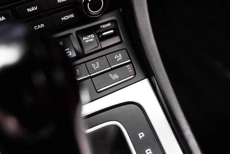 Vehicle Image 40