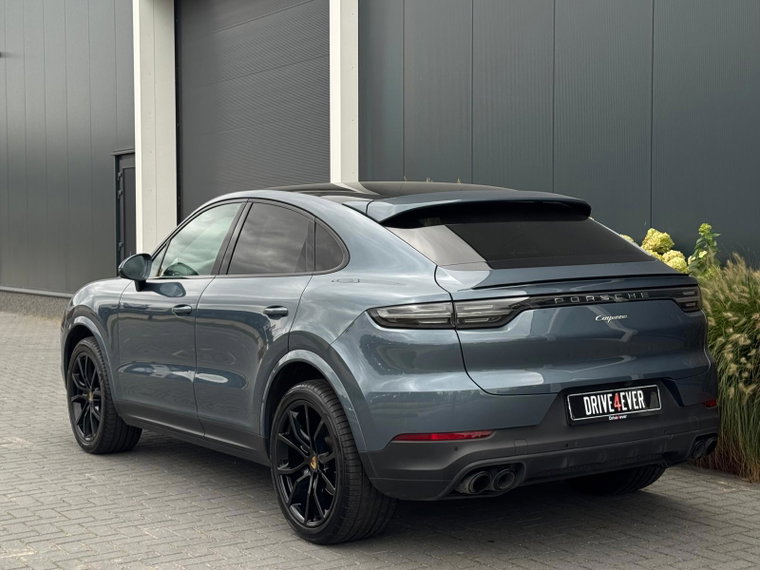 Vehicle Image 28