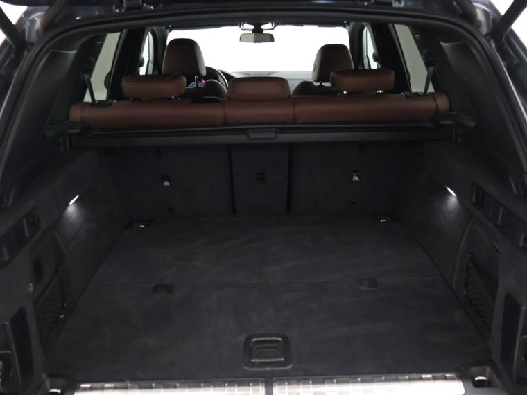 Vehicle Image 41