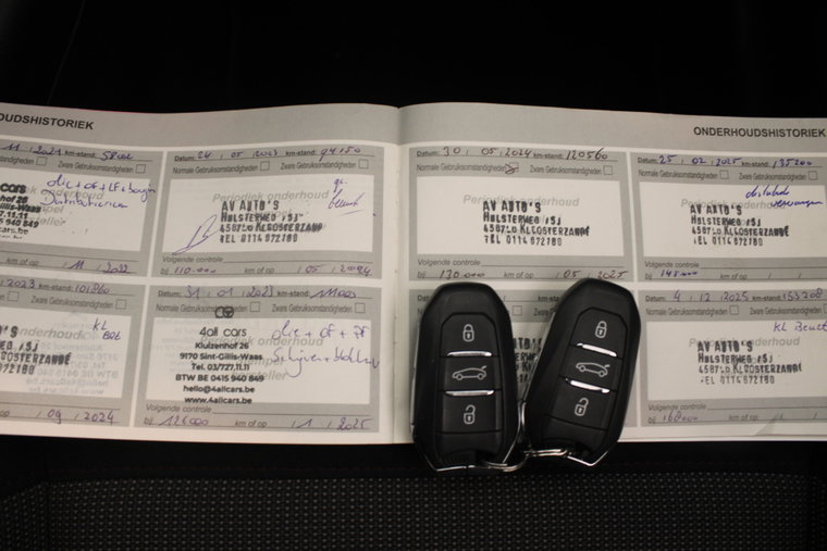Vehicle Image 21