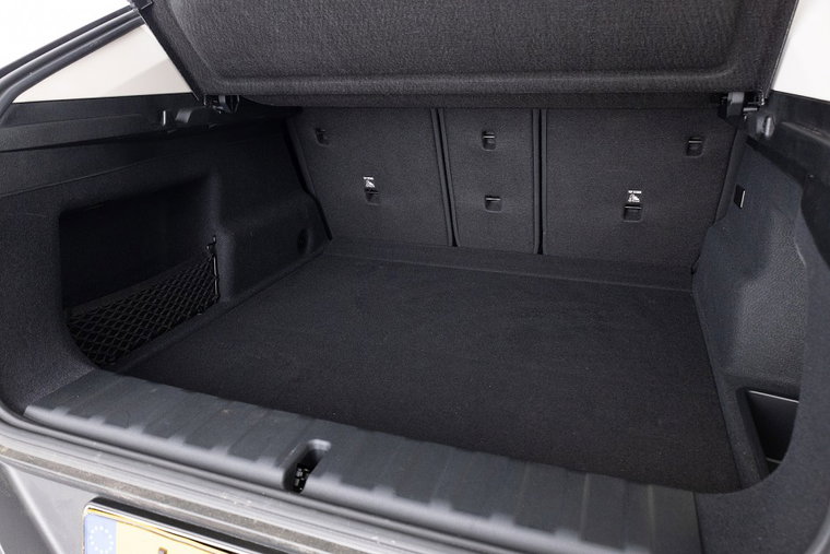 Vehicle Image 34