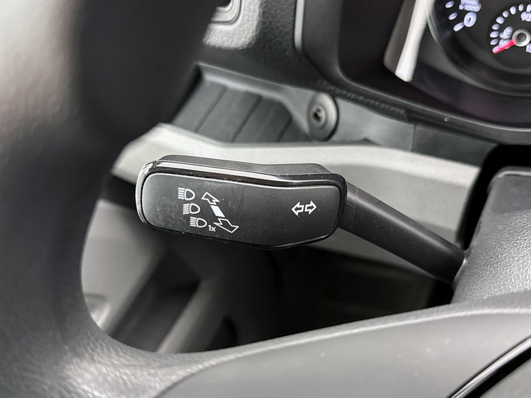 Vehicle Image 24