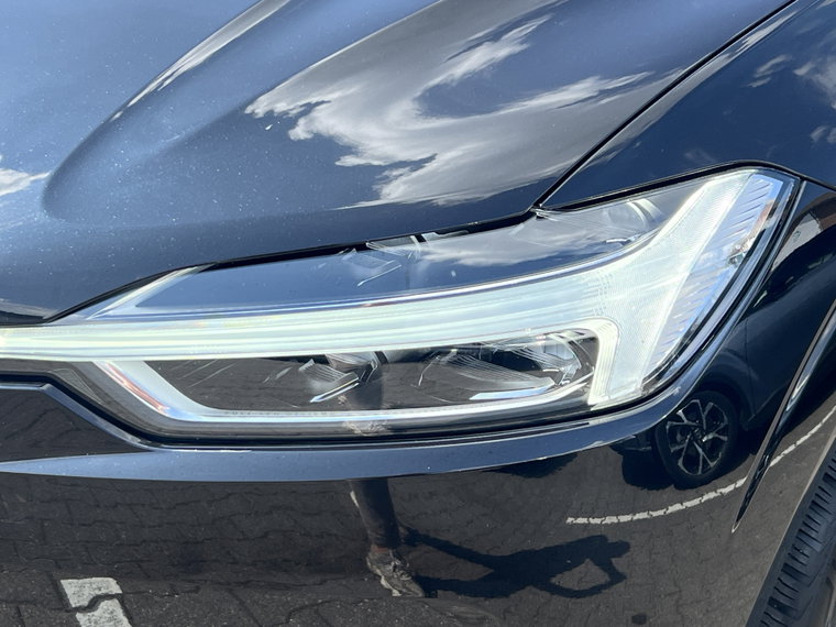 Vehicle Image 39