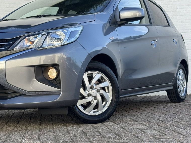 Vehicle Image 31