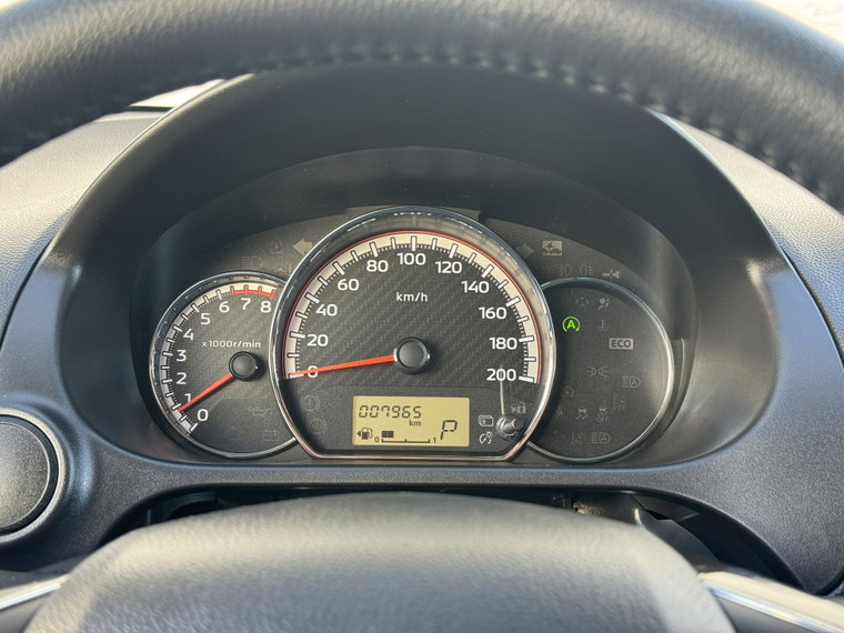 Vehicle Image 38