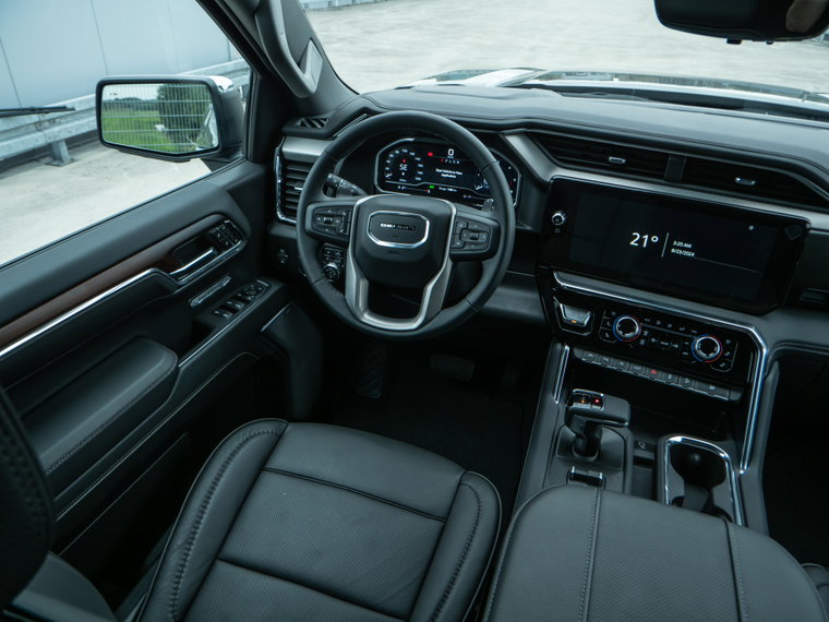 Vehicle Image 36