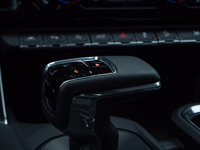 Vehicle Image 38