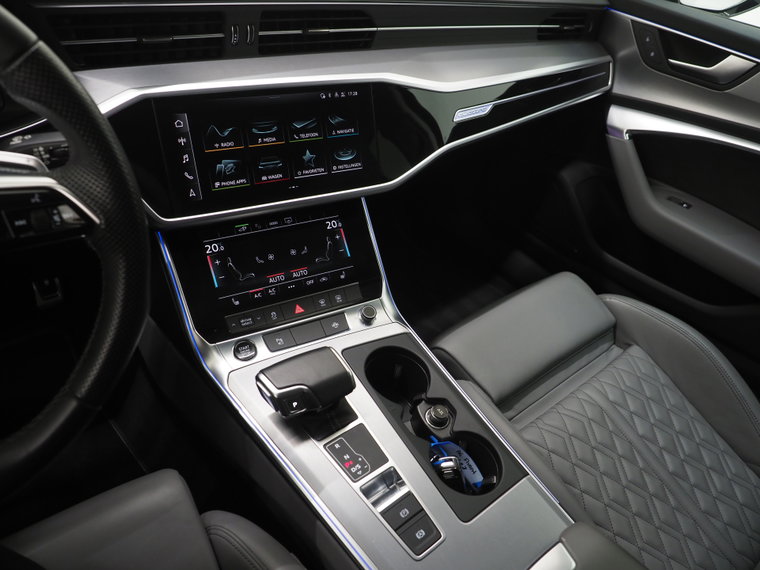 Vehicle Image 39