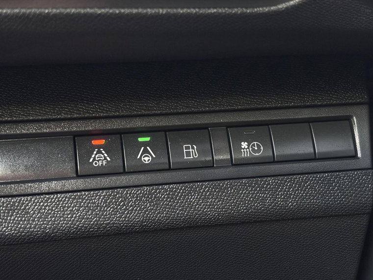 Vehicle Image 42