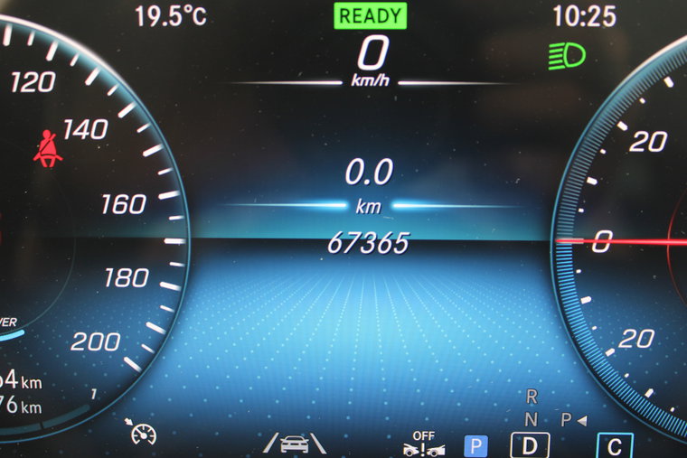 Vehicle Image 12