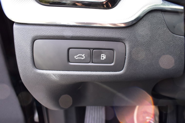 Vehicle Image 28