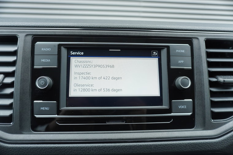 Vehicle Image 21