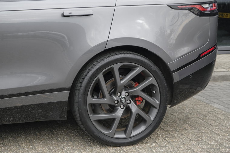 Vehicle Image 33