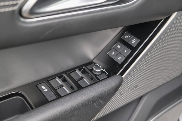 Vehicle Image 41