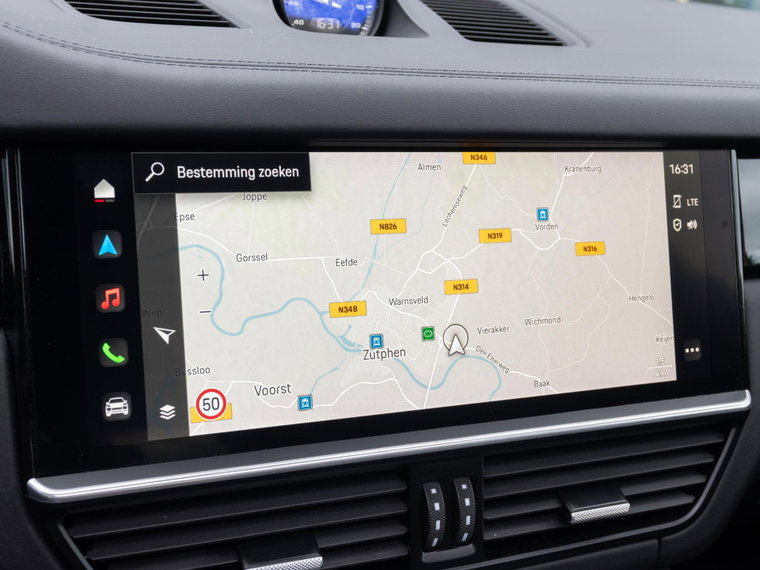 Vehicle Image 36