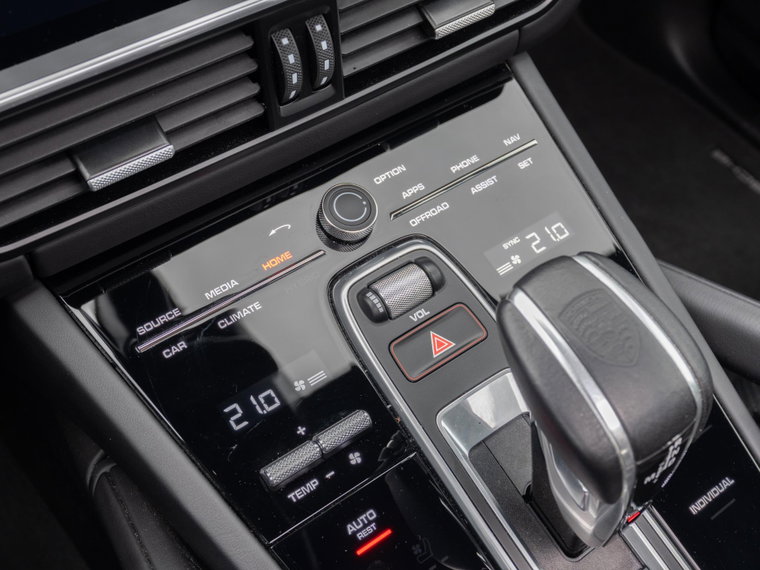 Vehicle Image 39