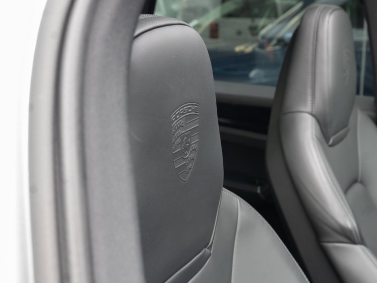 Vehicle Image 47