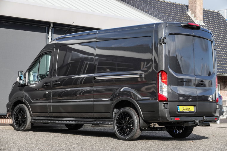 Vehicle Image 23