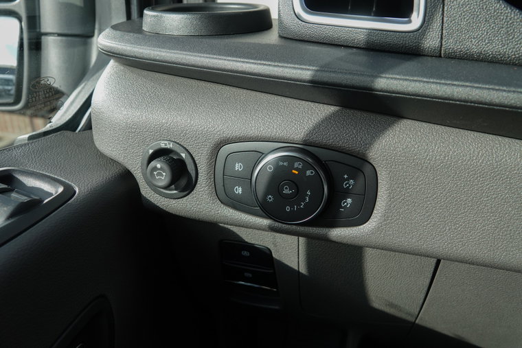 Vehicle Image 26