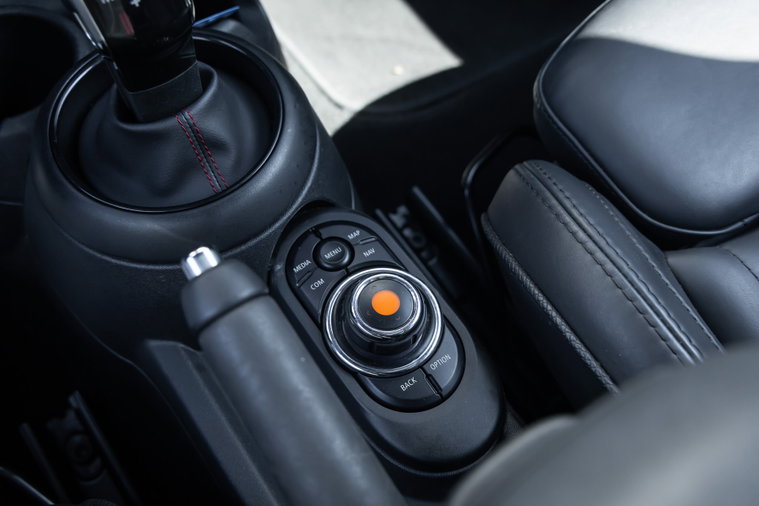 Vehicle Image 19