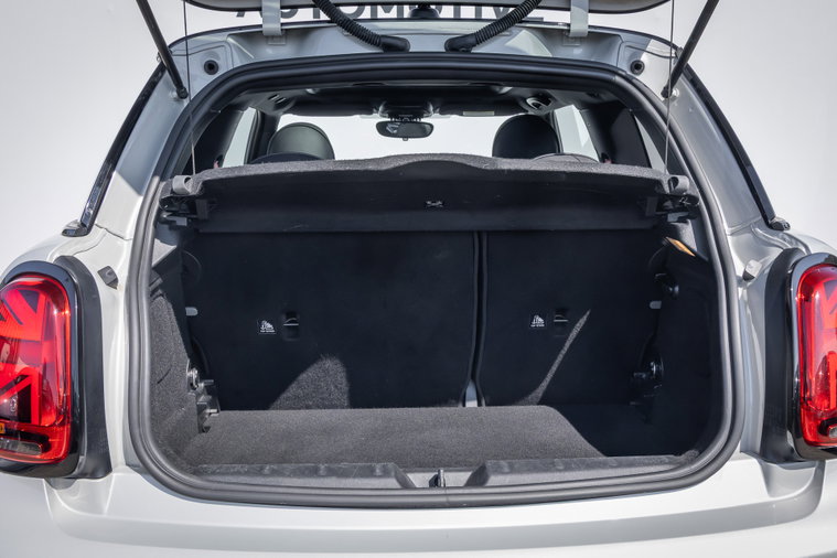 Vehicle Image 36