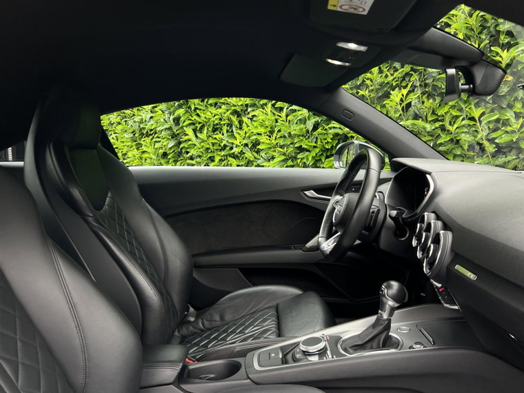 Vehicle Image 37