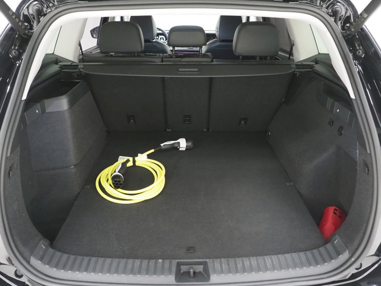 Vehicle Image 38