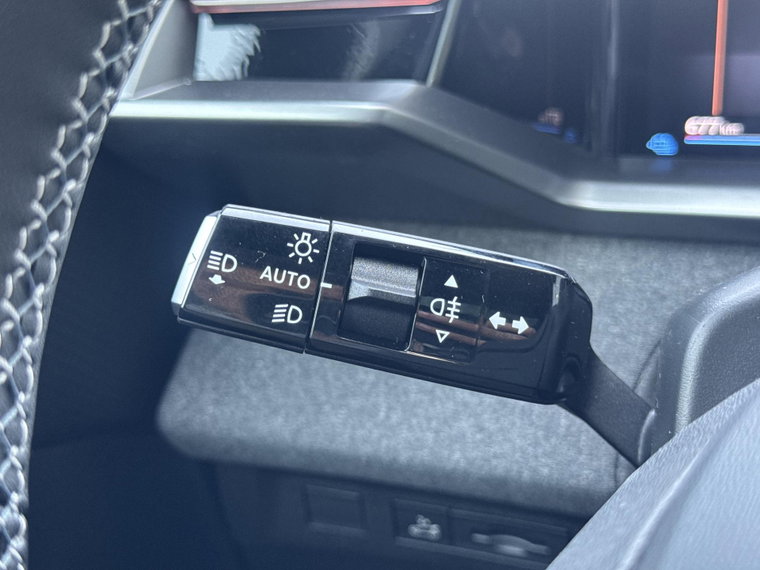 Vehicle Image 45