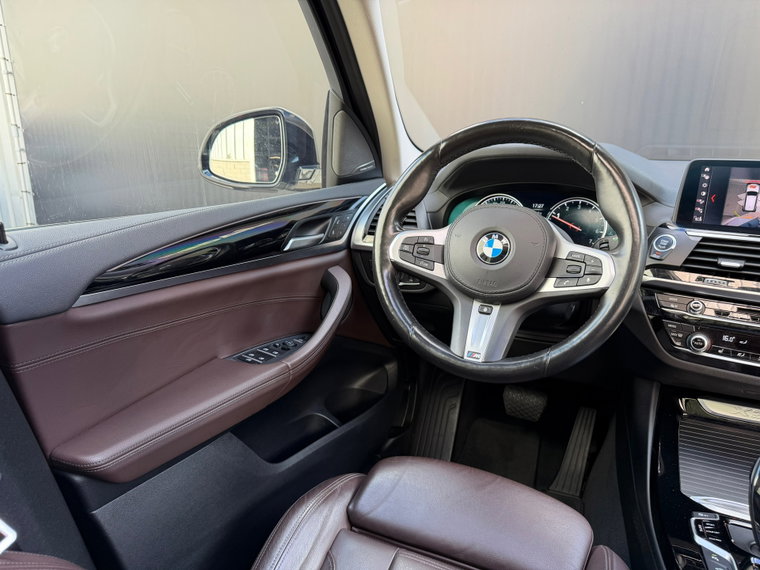 Vehicle Image 37