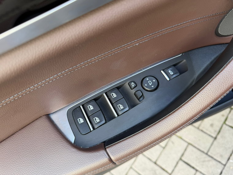 Vehicle Image 41