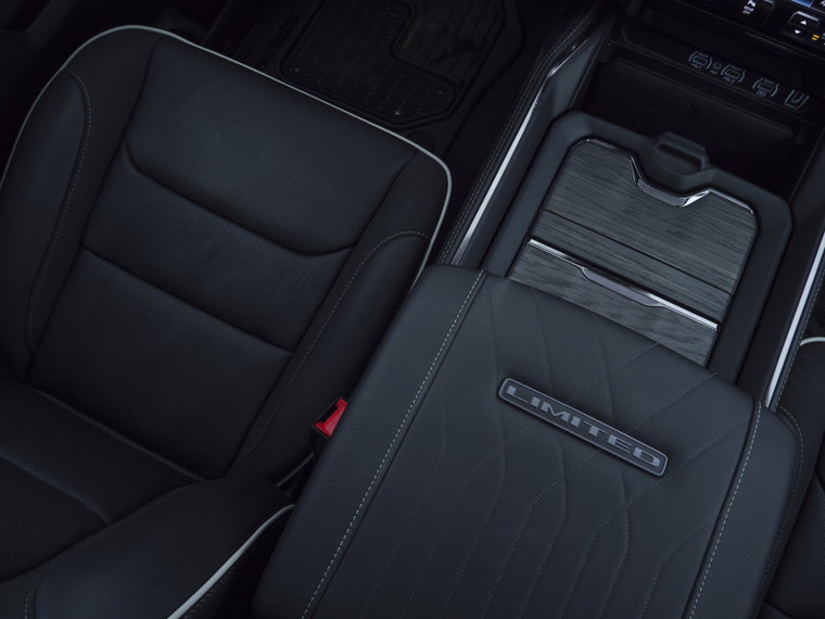 Vehicle Image 39