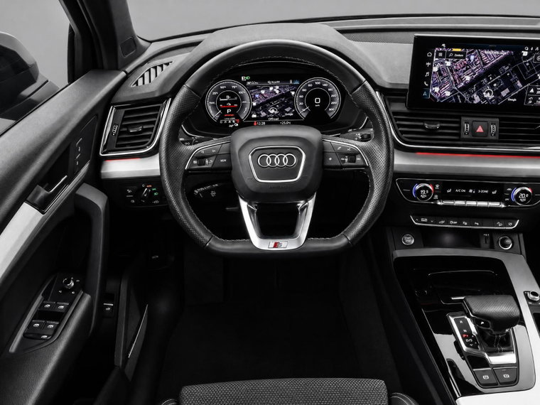 Vehicle Image 13